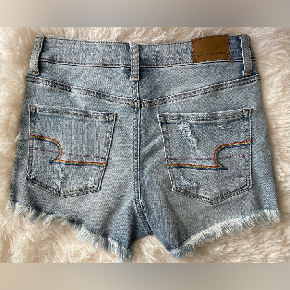 AE Outfitters Rainbow like new shorts 2 but fits like 0 or 00